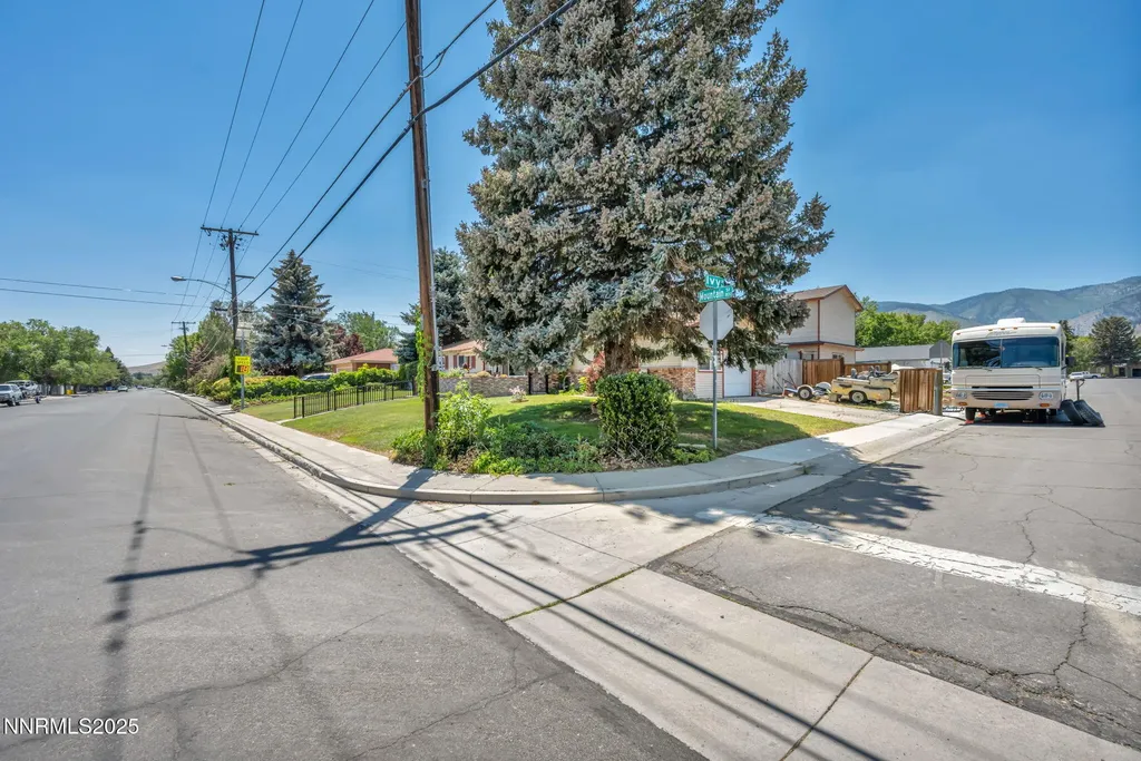 1852 Mountain Carson City NV 89703