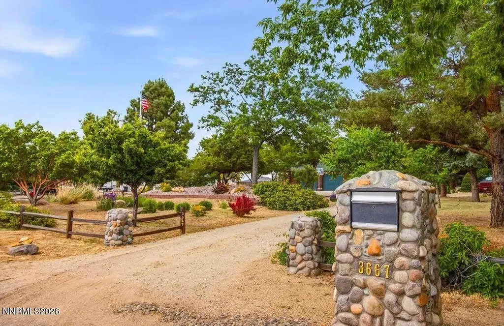 3667 Summer Hill Carson City NV 89705