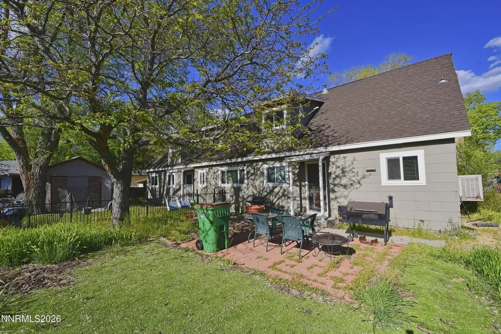 212 Long Carson City NV 89706