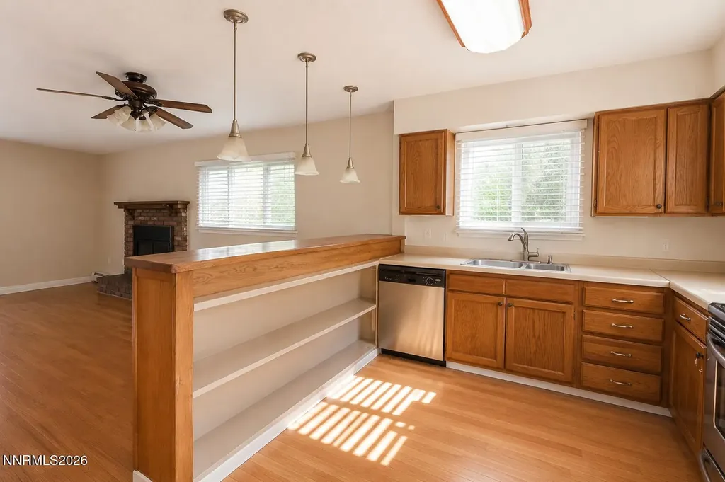 212 Long Carson City NV 89706