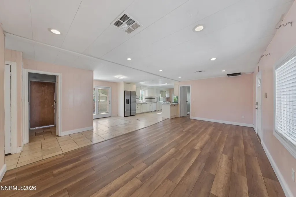 5670 Lupin Sun Valley NV 89433