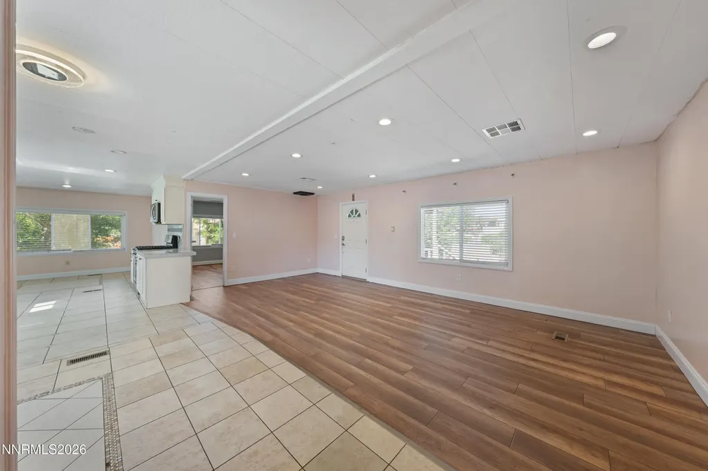 5670 Lupin Sun Valley NV 89433