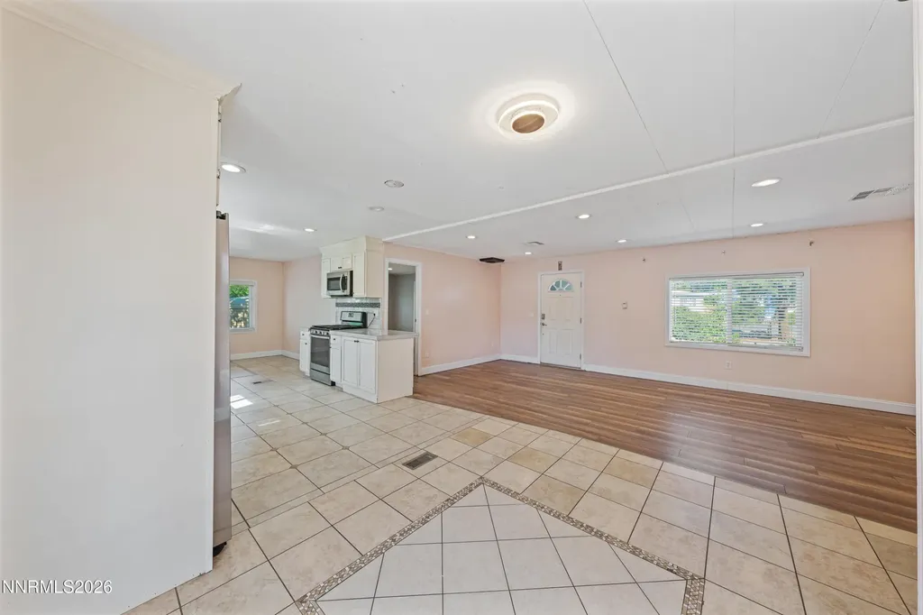 5670 Lupin Sun Valley NV 89433