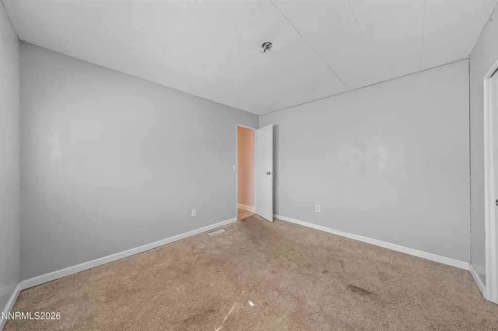 5670 Lupin Sun Valley NV 89433