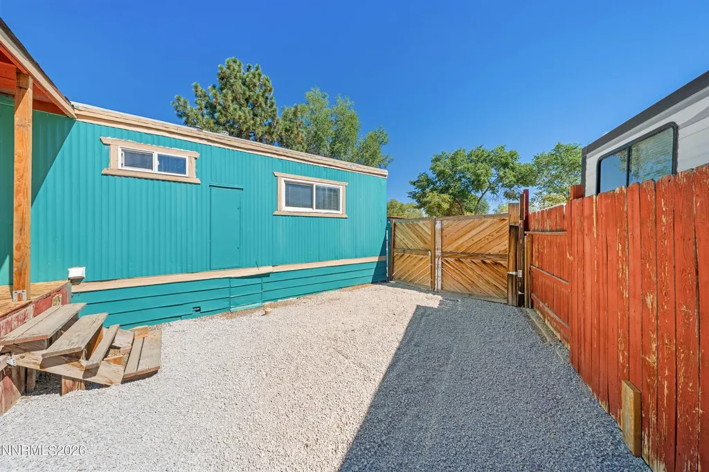 5670 Lupin Sun Valley NV 89433