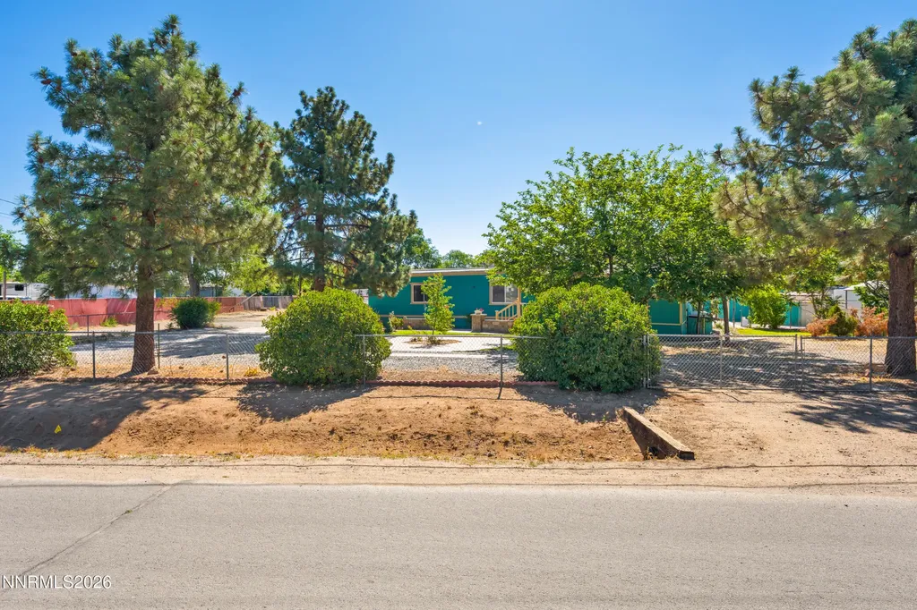 5670 Lupin Sun Valley NV 89433