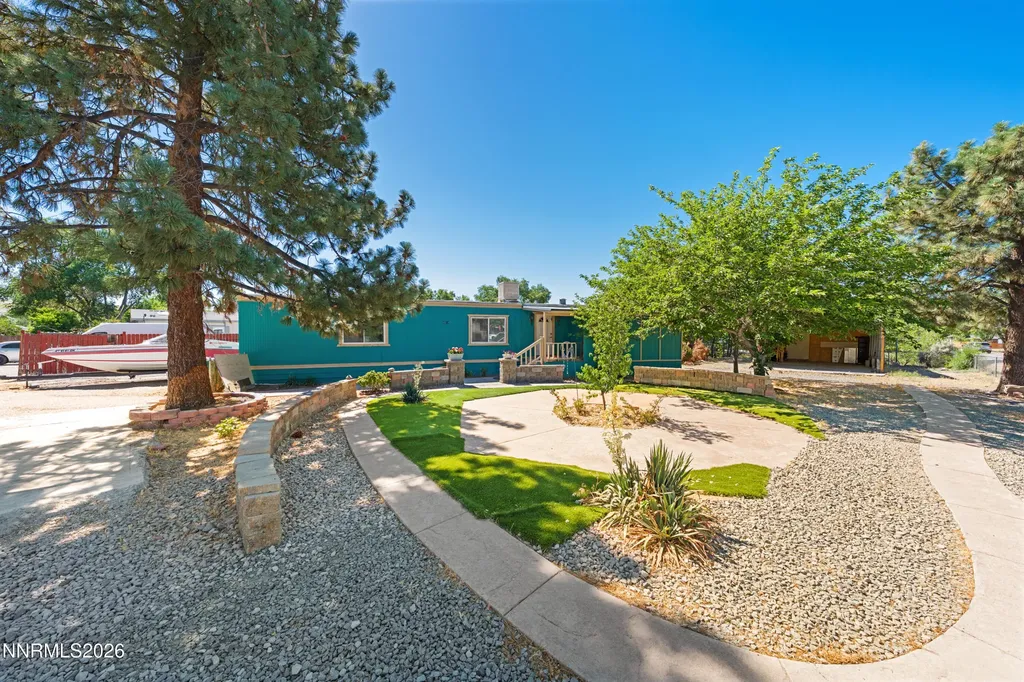 5670 Lupin Sun Valley NV 89433