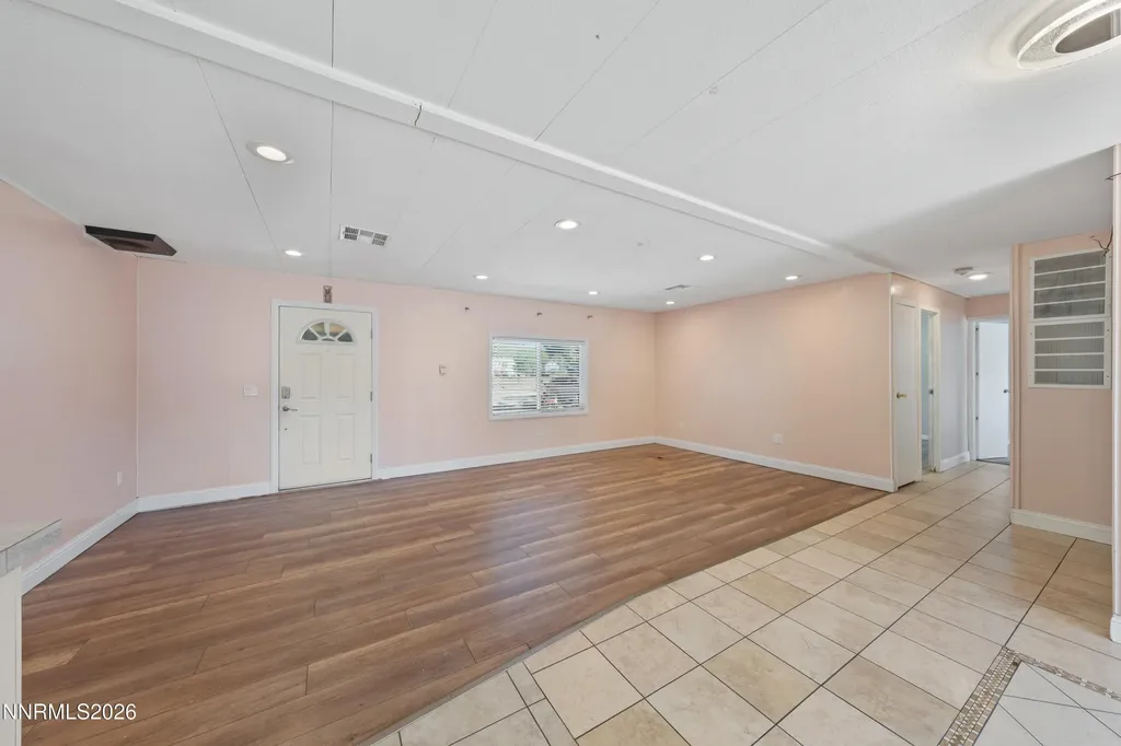 5670 Lupin Sun Valley NV 89433