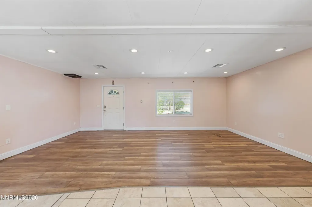 5670 Lupin Sun Valley NV 89433