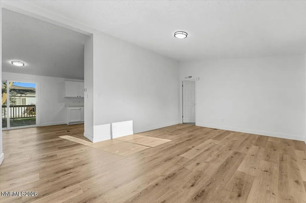 360 Ave De La Couleurs Sparks NV 89434