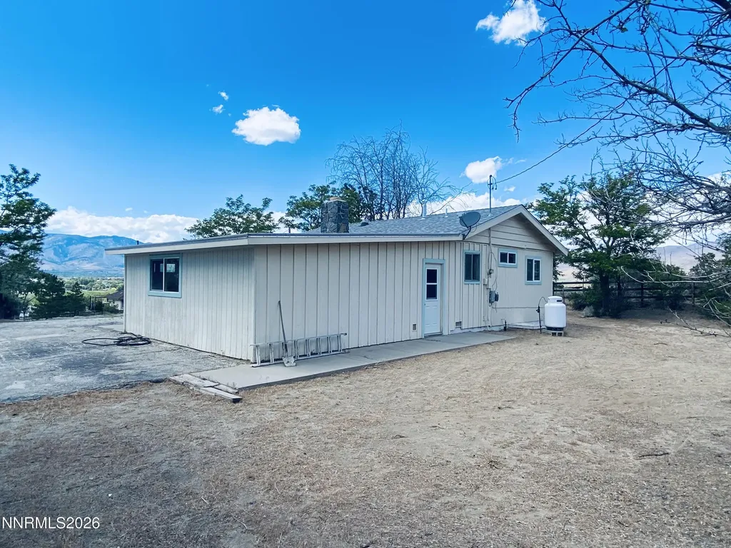 1229 Deer Run Carson City NV 89701