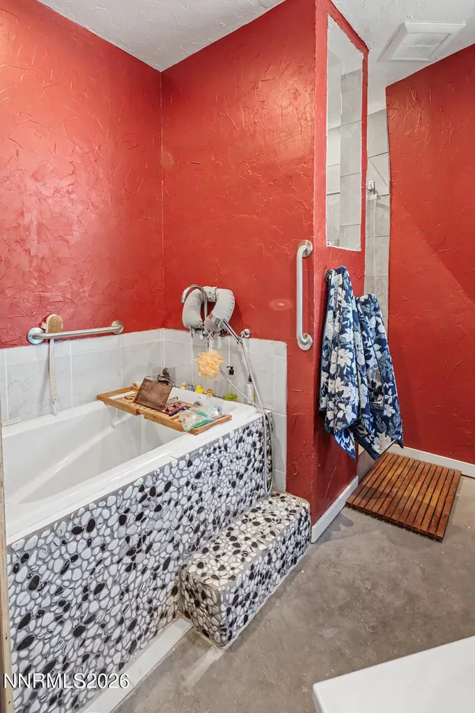 5573 Trento Fallon NV 89406
