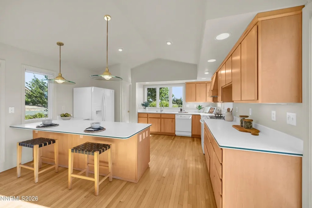 2493 Valley Minden NV 89423