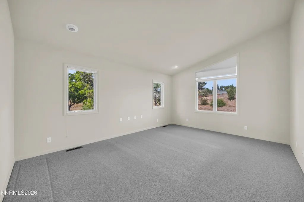 2493 Valley Minden NV 89423