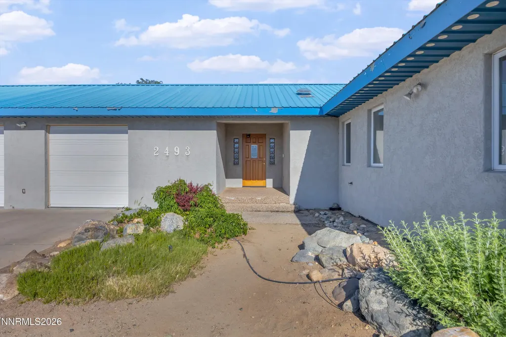2493 Valley Minden NV 89423