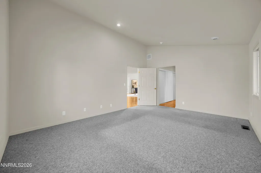 2493 Valley Minden NV 89423
