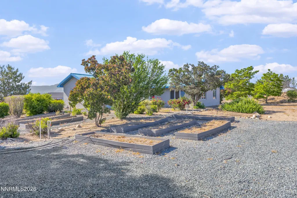 2493 Valley Minden NV 89423