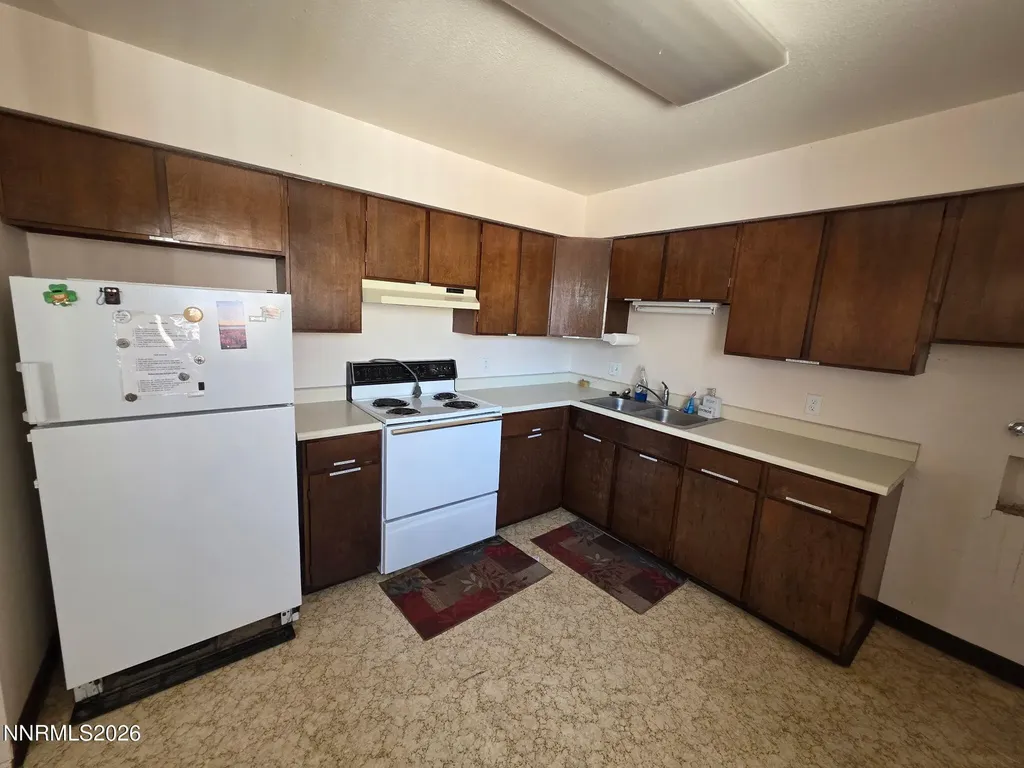 190 West Fernley NV 89408