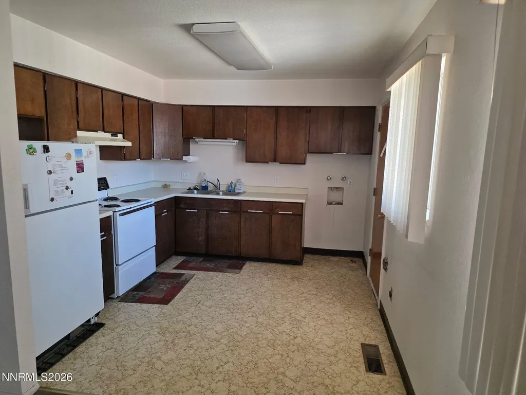 190 West Fernley NV 89408