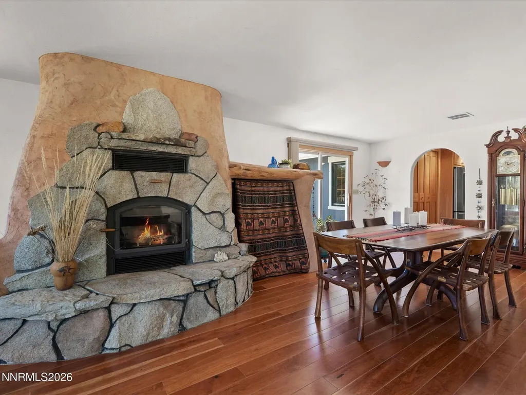 1560 Jones Minden NV 89423