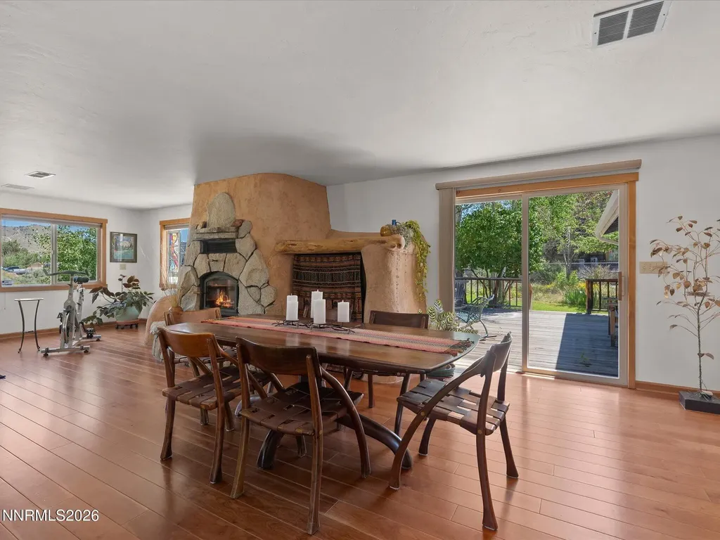 1560 Jones Minden NV 89423