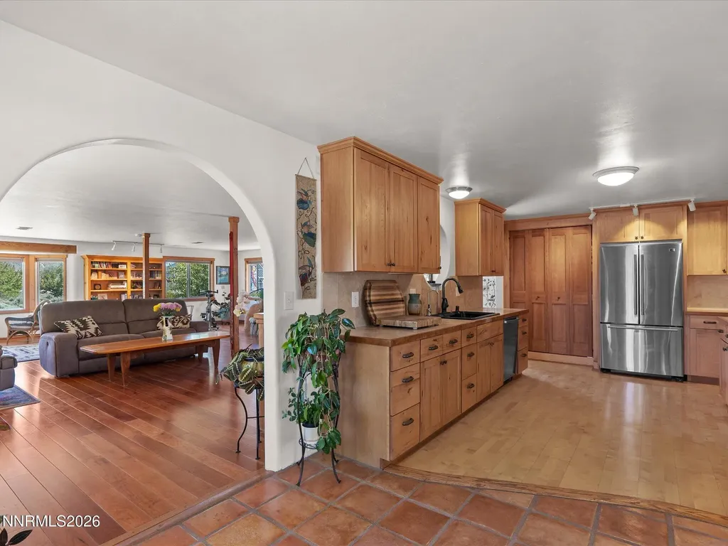 1560 Jones Minden NV 89423