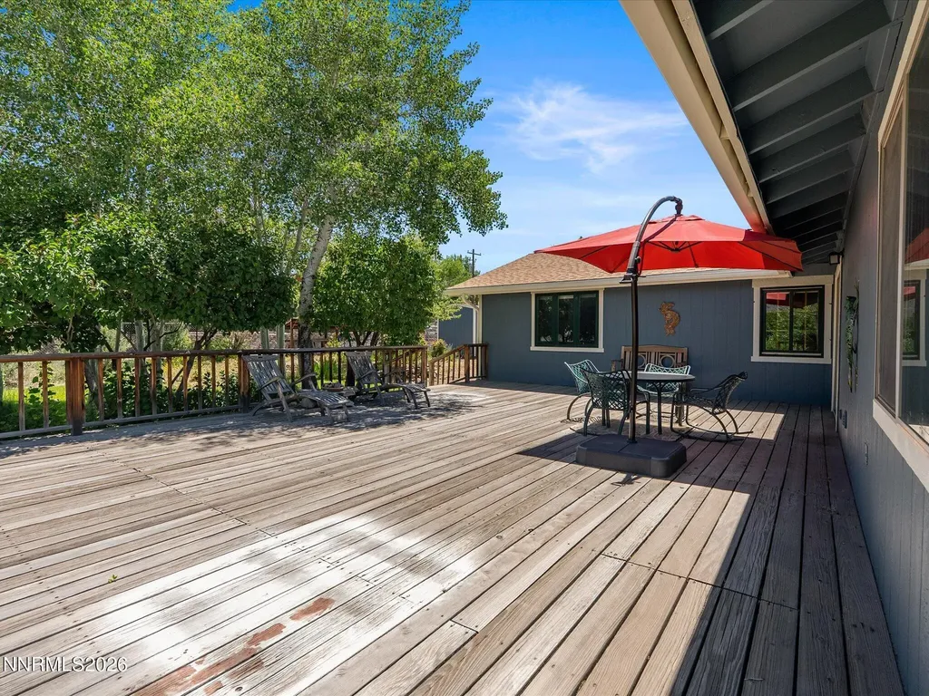 1560 Jones Minden NV 89423