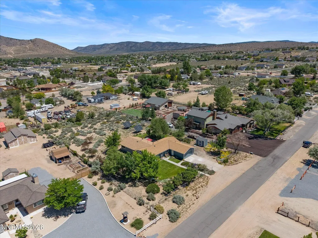 1560 Jones Minden NV 89423