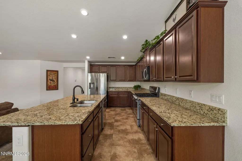 105 Deschutes Dayton NV 89403