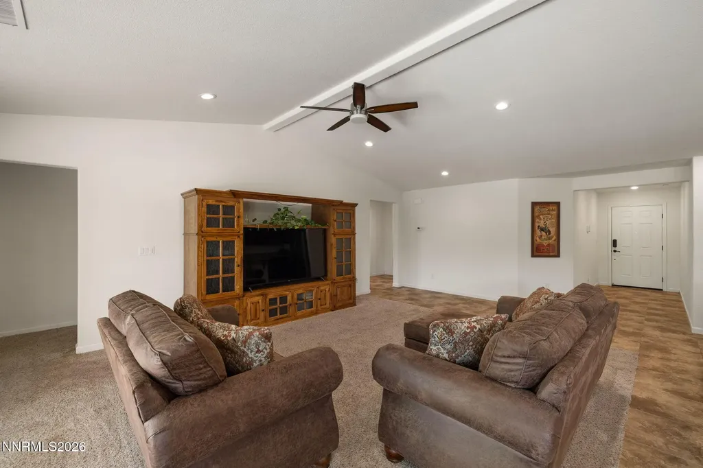 105 Deschutes Dayton NV 89403