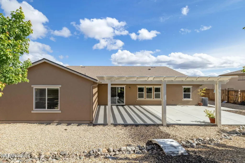 105 Deschutes Dayton NV 89403