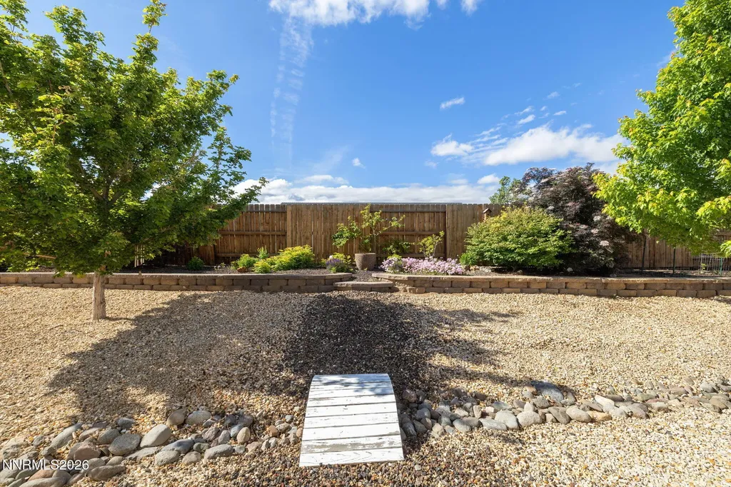 105 Deschutes Dayton NV 89403
