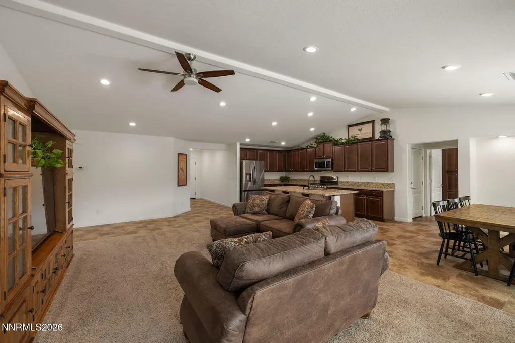 105 Deschutes Dayton NV 89403