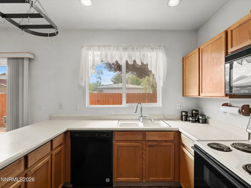 4056 Sycamore Reno NV 89502