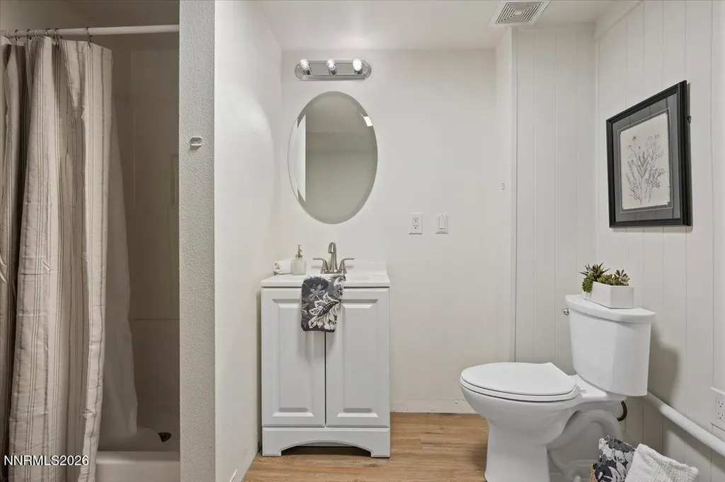14740 Rim Rock Reno NV 89521