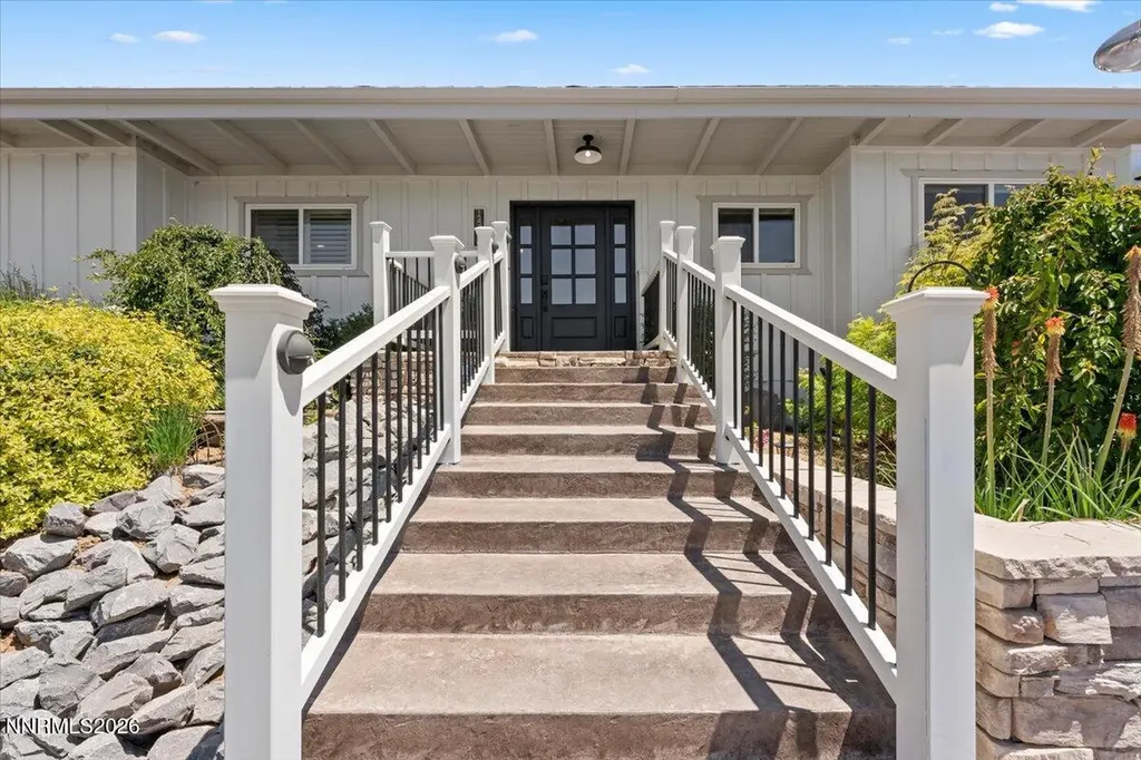 14740 Rim Rock Reno NV 89521