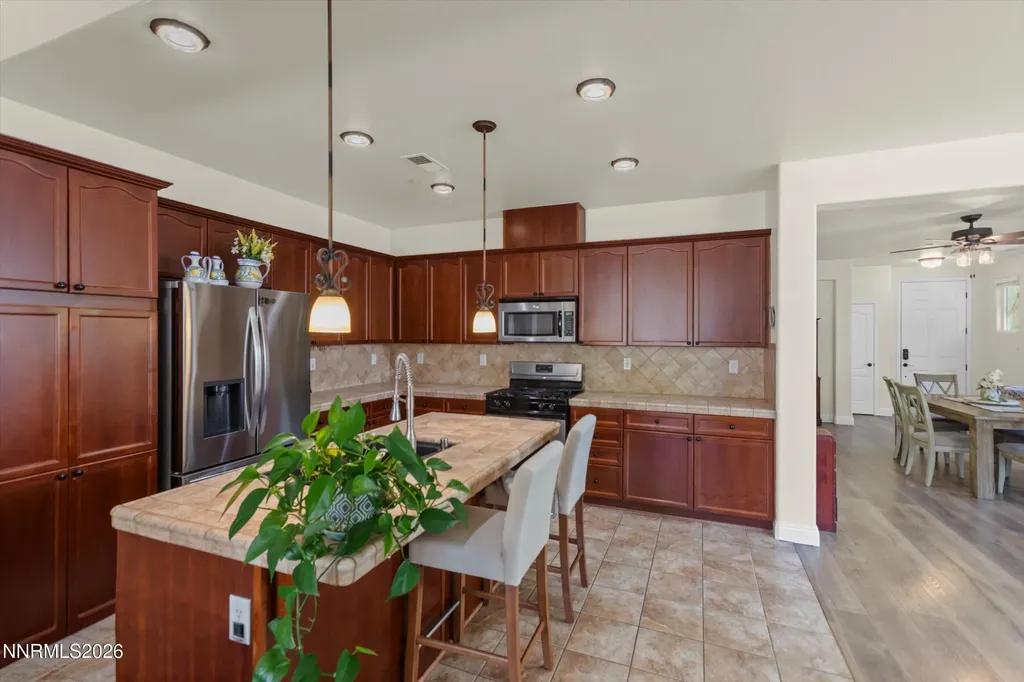 5364 Desertstone Sparks NV 89436
