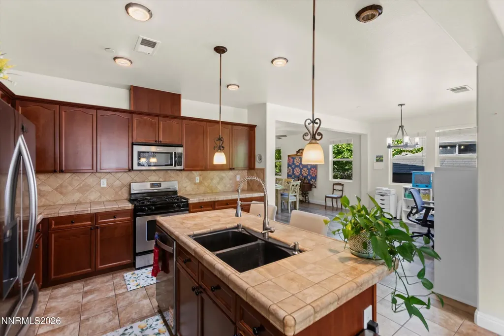 5364 Desertstone Sparks NV 89436