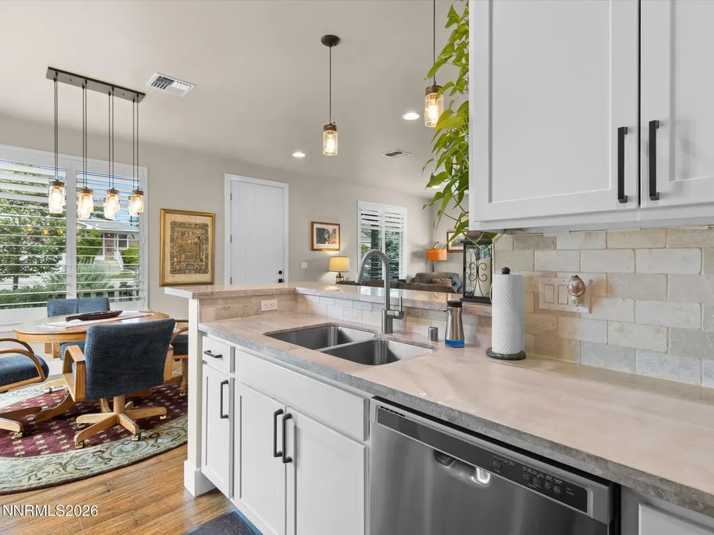 707 Roberts Reno NV 89502