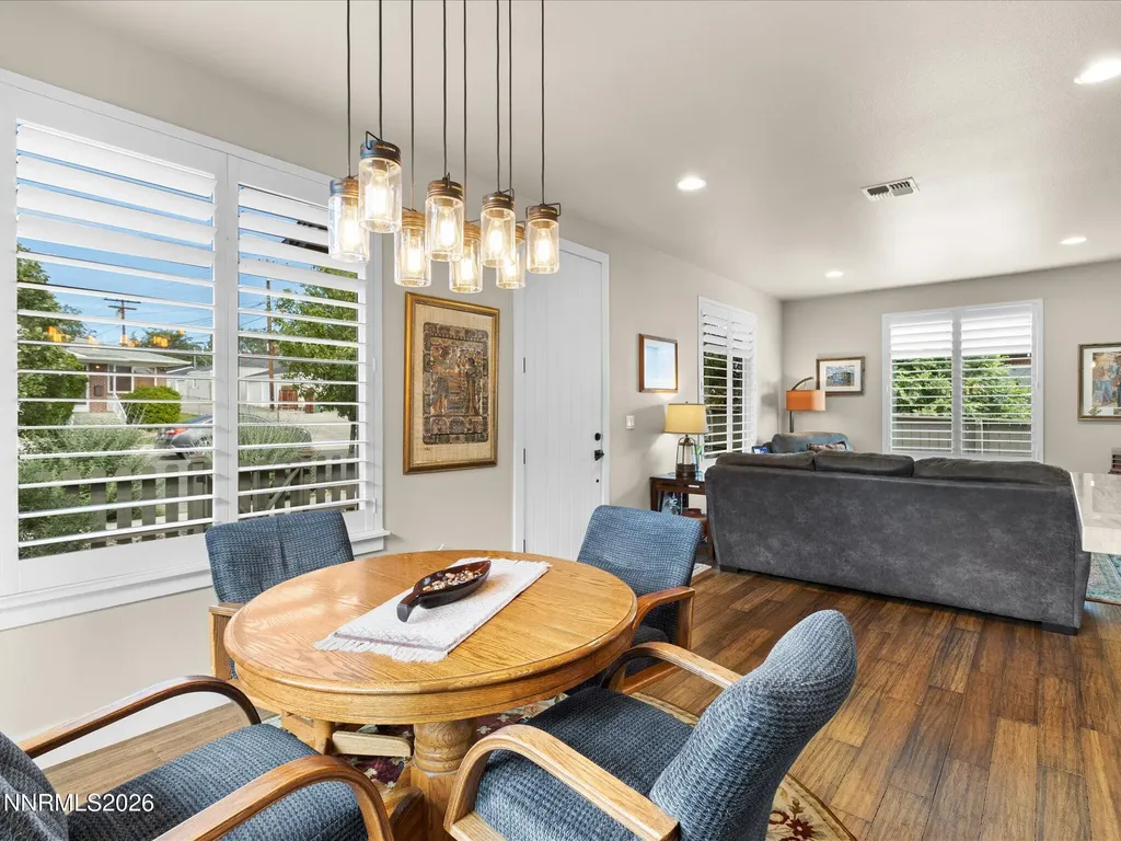 707 Roberts Reno NV 89502