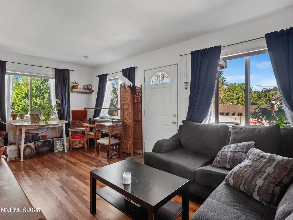 824/828 Locust Reno NV 89502