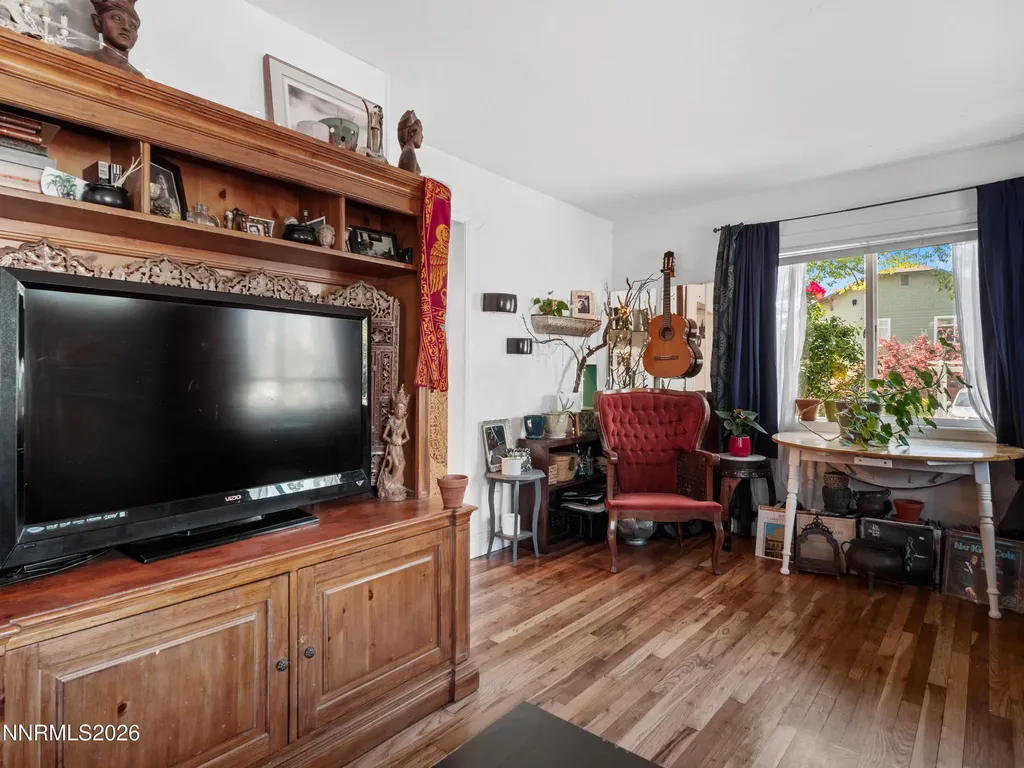 824/828 Locust Reno NV 89502