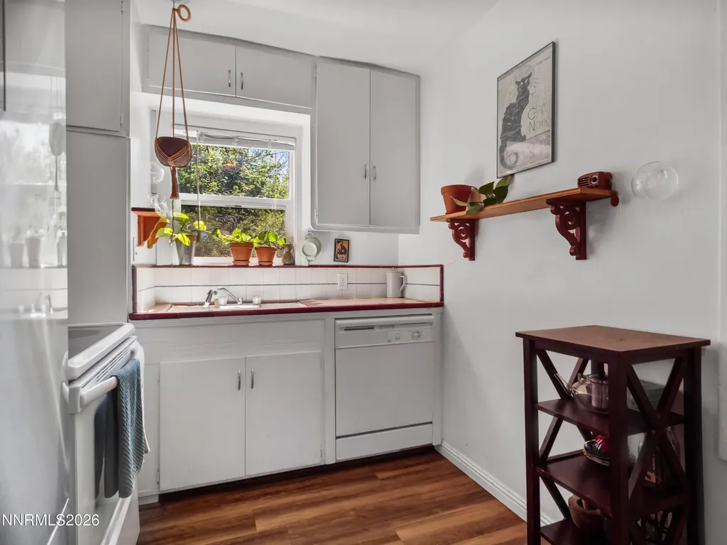 824/828 Locust Reno NV 89502