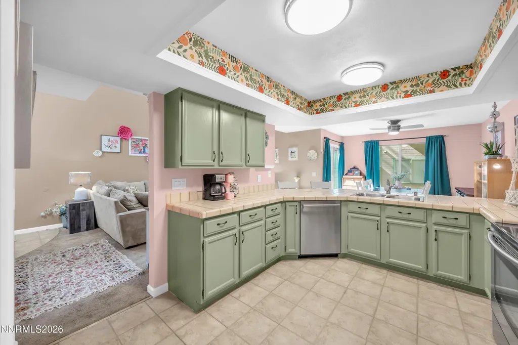 1712 Darin Carson City NV 89701