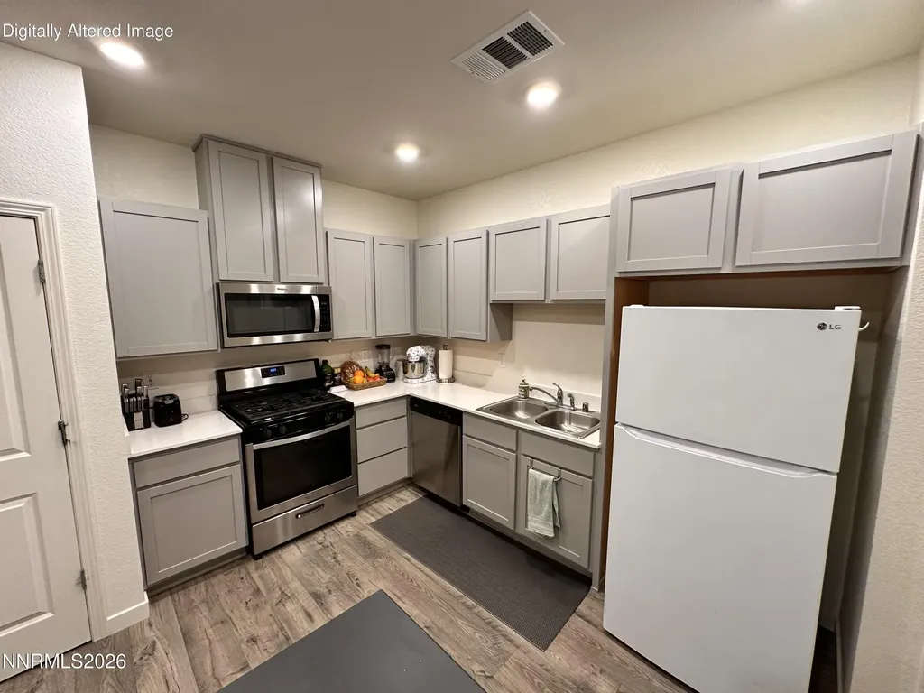 624 Selene Moon Reno NV 89506