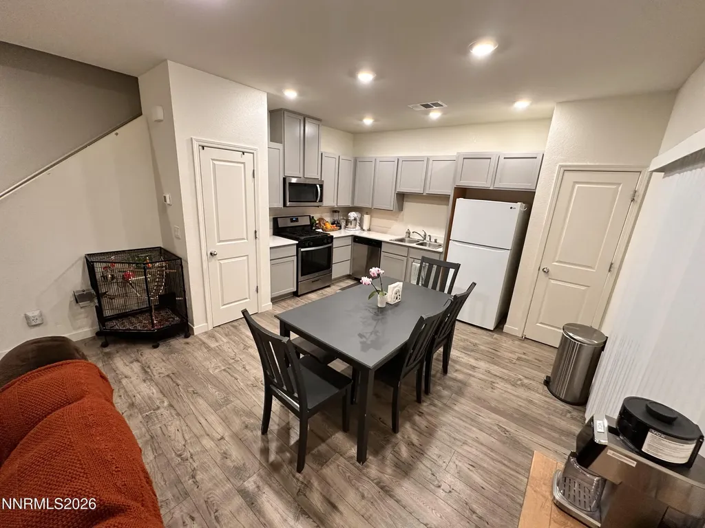 624 Selene Moon Reno NV 89506