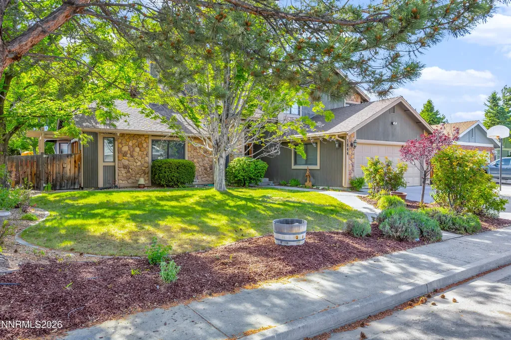 1844 Clydesdale Carson City NV 89703