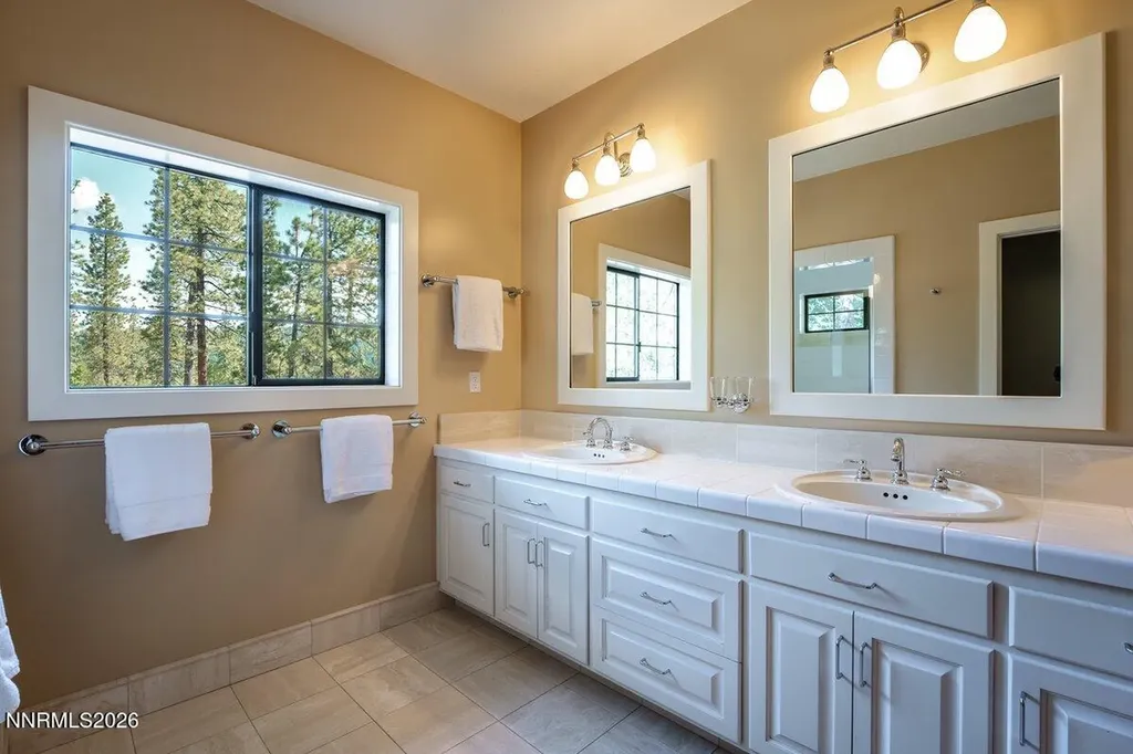 1 Kelly Glenbrook NV 89413