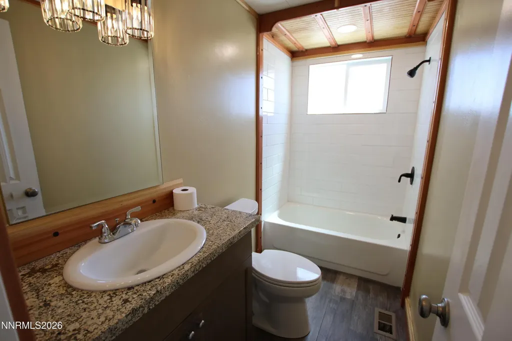 8 Falcon Yerington NV 89447