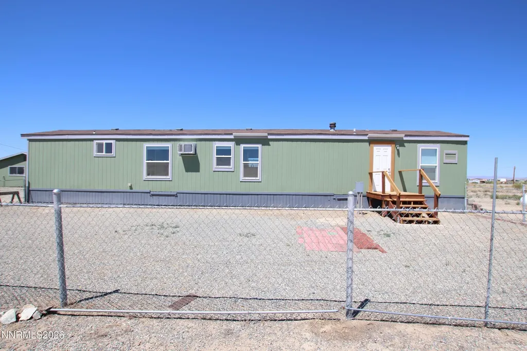 8 Falcon Yerington NV 89447